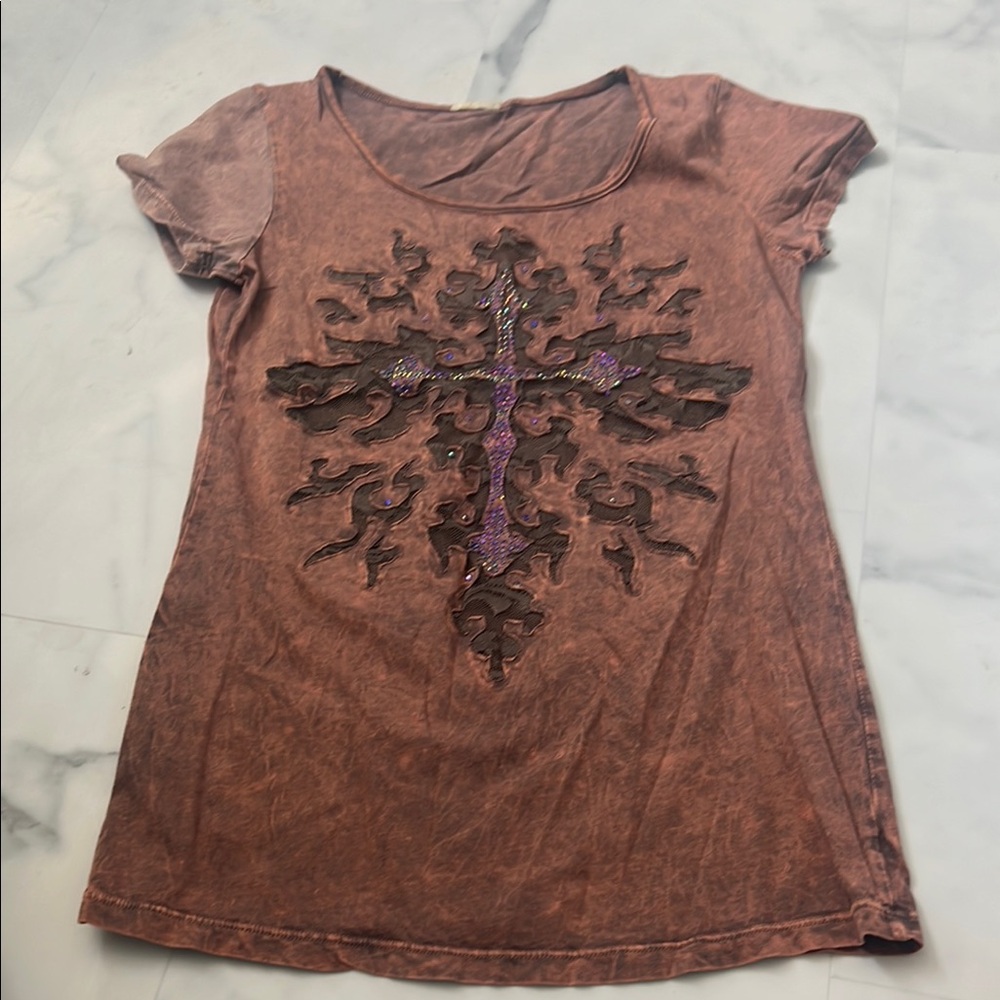 Daytrip Brown and Purple Cross Graphic Tee